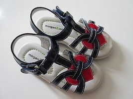 NIB Morgan &amp; Milo Kira in Navy Blue T-Strap Heart Detail Patent Leather Sandal 8 - $10.00