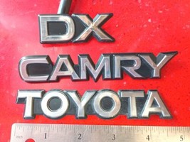 1983 1984 1985 1986 Toyota Camry Dx Wagon Rear Trunk Lid Emblem Badge Logo Oem - $17.99
