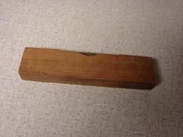 Vintage 6&quot; wood level unmarked - £7.69 GBP