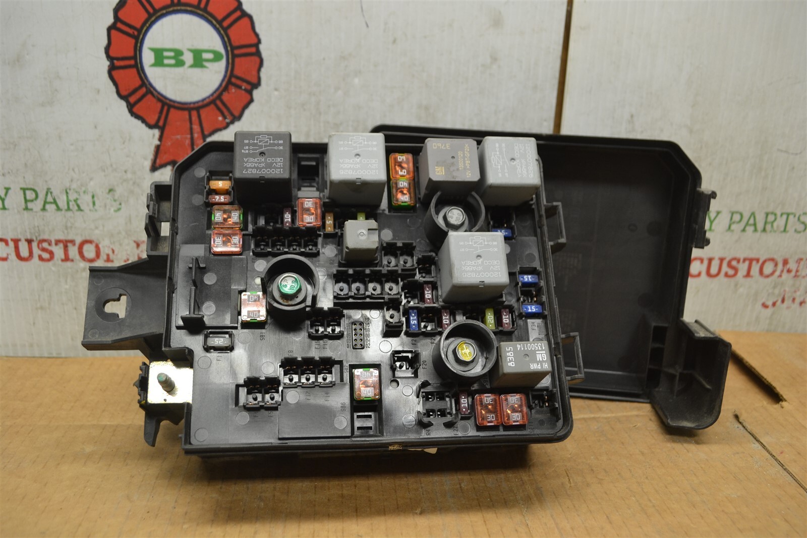 2013-14 Buick Encore Fuse Box Junction OEM 95131331 Module 32-11D6 - $32.33