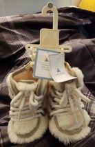 NWT Baby GAP Girl&#39;s Faux Fur Boots Booties Holiday Winter Size 0-3 Months - £32.12 GBP