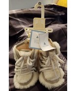 NWT Baby GAP Girl&#39;s Faux Fur Boots Booties Holiday Winter Size 0-3 Months - £31.60 GBP