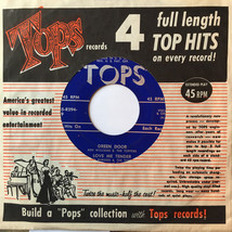 Green Door / Love Me Tender / Blueberry Hill / It Isn&#39;t Right [Vinyl] - £15.71 GBP