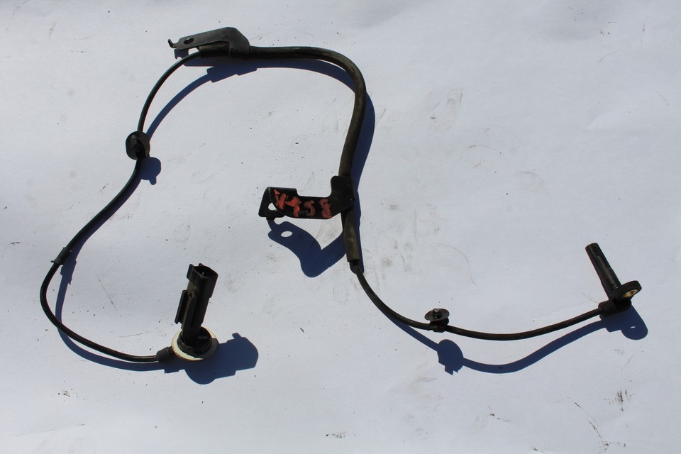 2011-2014 CHRYSLER 200 LEFT REAR WHEEL SPEED SENSOR V758 - $39.59