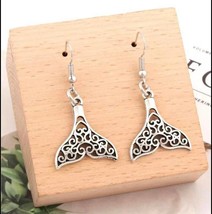 Absolutely Beautiful Mermaid Tail Fin Drop Earrings - £5.53 GBP