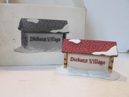 DEPT 56 65692  DICKENS VILLAGE PORCELAIN SIGN 5&quot;L - $168.34 MXN