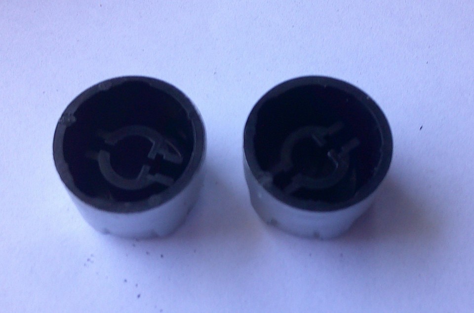 10 - 14 SUBARU OUTBACK LEGACY  RADIO STEREO TUNER KNOB SET OEM 86205-AJ010 Item image 3