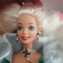 Barbie - Happy Holidays Special Edition Doll (14123) 1995 image 2