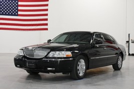 2003 Lincoln Town Car black | 24x36 inch POSTER | Vintage classic - £16.43 GBP