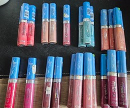 COVERGIRL Wetslicks Amazemint Lip Gloss Choose You Shade sealed - $240.01 MXN+