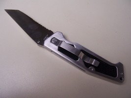 DELTA RANGERS #15-208 FOLDING BARRACUDA POCKET KNIFE BLADE STEEL BLADE - $10.49