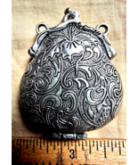 Vintage Big Opening Purse Pendant - €16,99 EUR