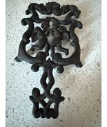 VINTAGE CAST IRON BIRD  HOT PLATE TRIVET - $27.09 CAD
