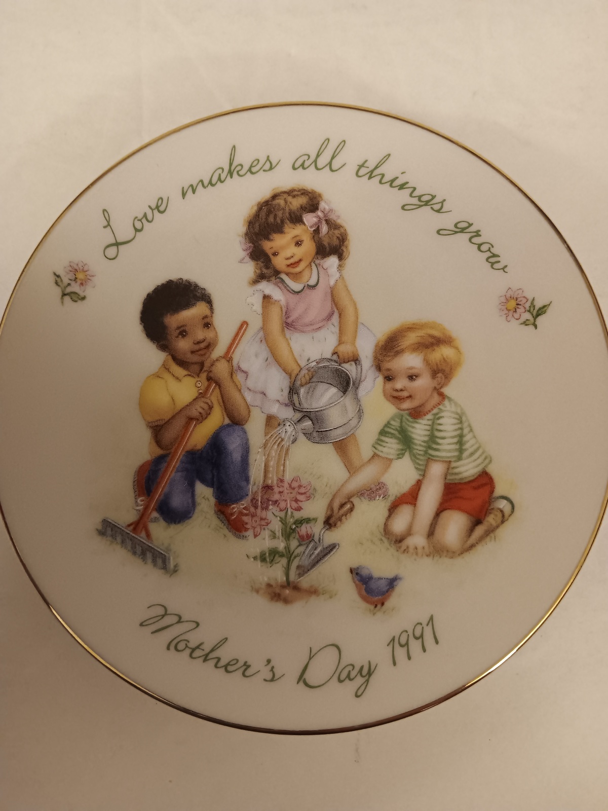 Avon Mother's Day 1991 Porcelain Collector Plate - Love Makes All Things Grow - £11.98 GBP