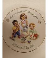 Avon Mother&#39;s Day 1991 Porcelain Collector Plate - Love Makes All Things... - £11.84 GBP