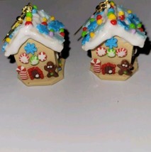 Gingerbread House Earrings Gold Tone Wire Baked Decorayed Cookie Christmas Holid - £7.09 GBP