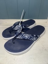 Vera Bradley VB Cloud Sandals Steel Blue Medallion Women&#39;s Size 11 Cushi... - $21.77