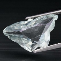 Aquamarine, 4 cwt. Natural Earth Mined .  Retail Replacement Appraisal: $310US. - £114.80 GBP