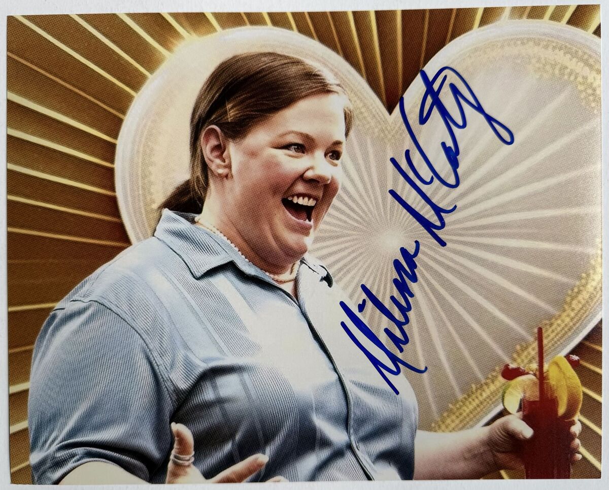 Melissa McCarthy Autographed &quot;Bridesmaids&quot; Glossy 8x10 Photo - $54.38 CAD