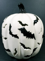 Hallow Home Halloween White Pumpkin With Black Bats Ceramic Led Pre Lit NWT - £19.99 GBP