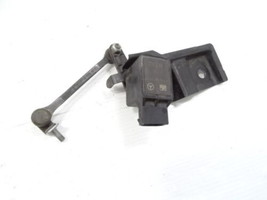 05 Mercedes W220 S55 sensor, suspension height, right front 0105427717 - $46.74