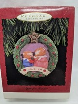 1996 Hallmark Keepsake Christmas Ornament Apple For Teacher - £7.90 GBP