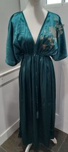 World Market Women Satin Embroided Dress Size S/M - £23.53 GBP