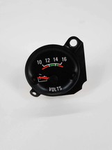 International 478677C1 Voltmeter Gauge  - $293.25 MXN