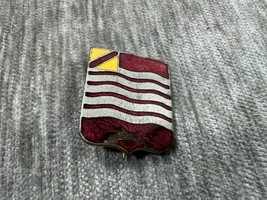 U.S Army 15th Field Artillery Regiment DI Unit Crest Pin Vintage NS Meye... - $24.74