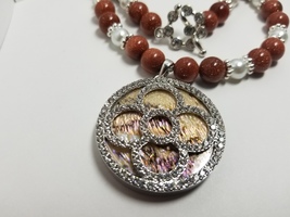 Paved Abolone with Goldstone &amp; White Glass Pearls - £32.77 GBP