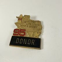 Houston Livestock Show And Rodeo 1995 Donor Pin Badge - $19.43 CAD