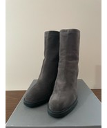 Aquatalia Isla Suede Ankle Boot Dark Grey Size 10 M - KG12 - $2,116.33 MXN