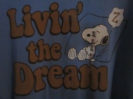 Nwt - P EAN Uts Snoopy &quot;Livin&#39; The Dream&quot; Short Sleeve Tee Size Adult Size S - £11.00 GBP