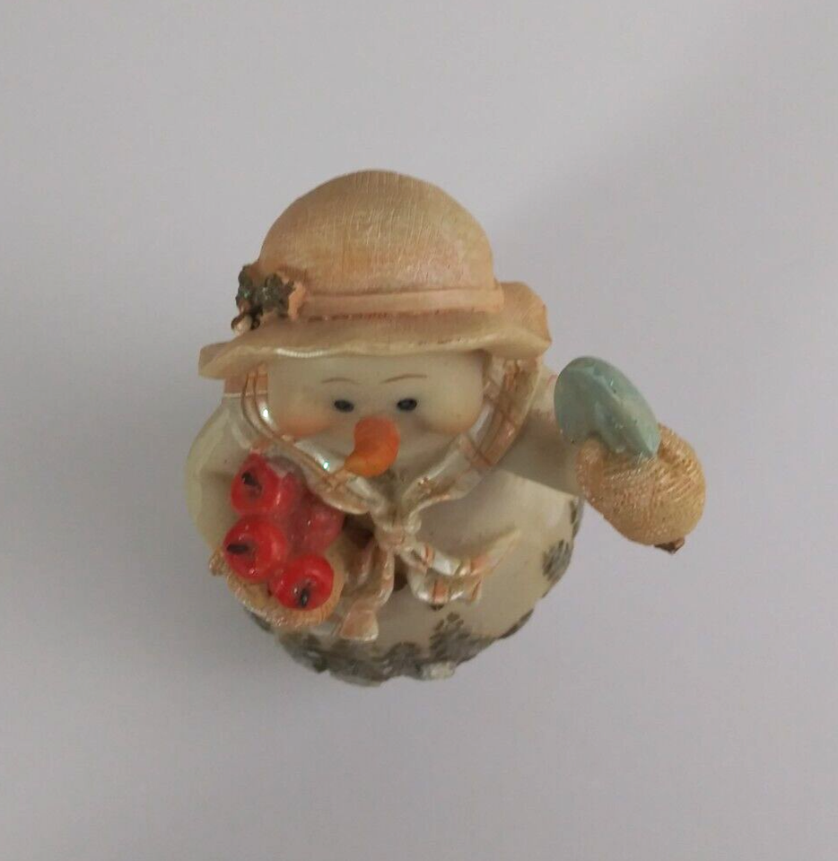 Vintage Kirkland's Winter Scene Christmas Snow Ladies With Apples 5" Figurines Item image 12