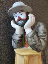 Vintage Emmett Kelly Jr. 1984 &quot;Weary Willie Leaning On A Stool&quot; Porcelain Figure - £46.78 GBP