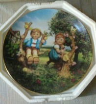MJ Hummel Apple Tree Boy &amp; Girl Plate 8&quot; Little Companions Danbury Mint ... - £15.73 GBP