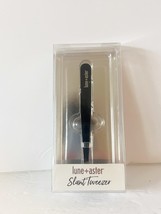 Lune+Aster Slant Tweezer Boxed - £15.98 GBP