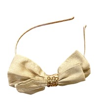 Bari Lynn Gold Bow Headband With Gold Sequin Detail For Girls - €15,11 EUR