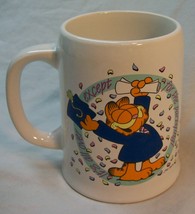 Vintage Enesco Garfield Cat Graduate Celebration 4&quot; Ceramic Drinking Mug - £13.05 GBP