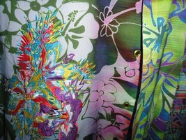 Robert Graham Honolulu  Hawaiian Floral Embroidered Short Sleeve Size Large image 4