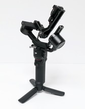 DJI RS 3 Mini 3-Axis Gimbal Stabilizer (CP.RN.00000294.01) image 2