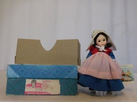 Madame Alexander Vintage 1981 Belgium 8&quot; Doll #562 + With Red Scarf + Box - £16.49 GBP