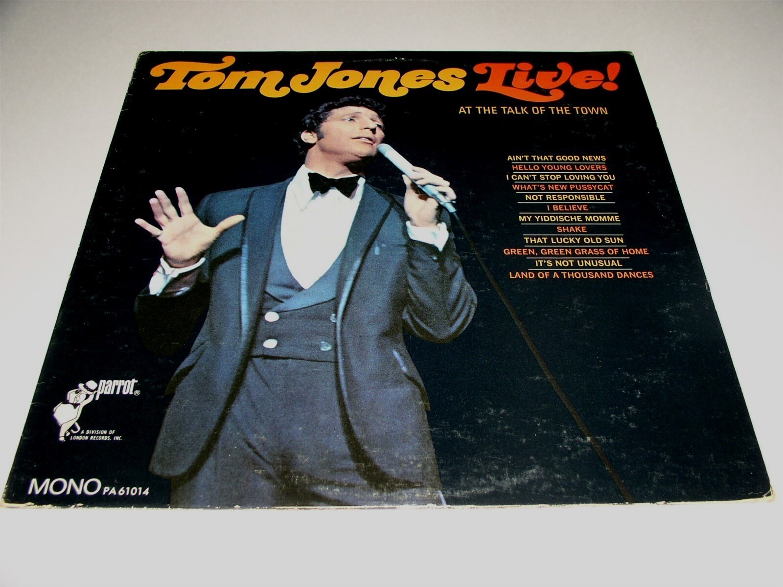 Tom Jones Live! At The Talk Of The Town Record Album Vinyl Parrot MONO VG++ - $99.99