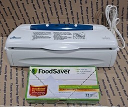 Rival Seal a Meal Vacuum Food Sealer Model VS100 Plus Sealer Saver Bags VGPOC  - £27.43 GBP