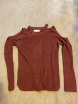 Burgundy Pink Republic Womans Medium Cold Shoulder Sweater crew neck - £16.09 GBP