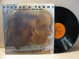 GEORGE JONES &amp; TAMMY WYNETTE: We&#39;re Gonna Hold On LP Country 1973 NM - £22.33 GBP