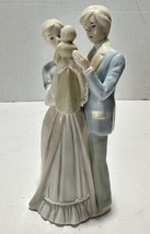 Vintage Duncan Royale Couple With Kid Fine Porcelain Figurine 9”x4” - $29.30