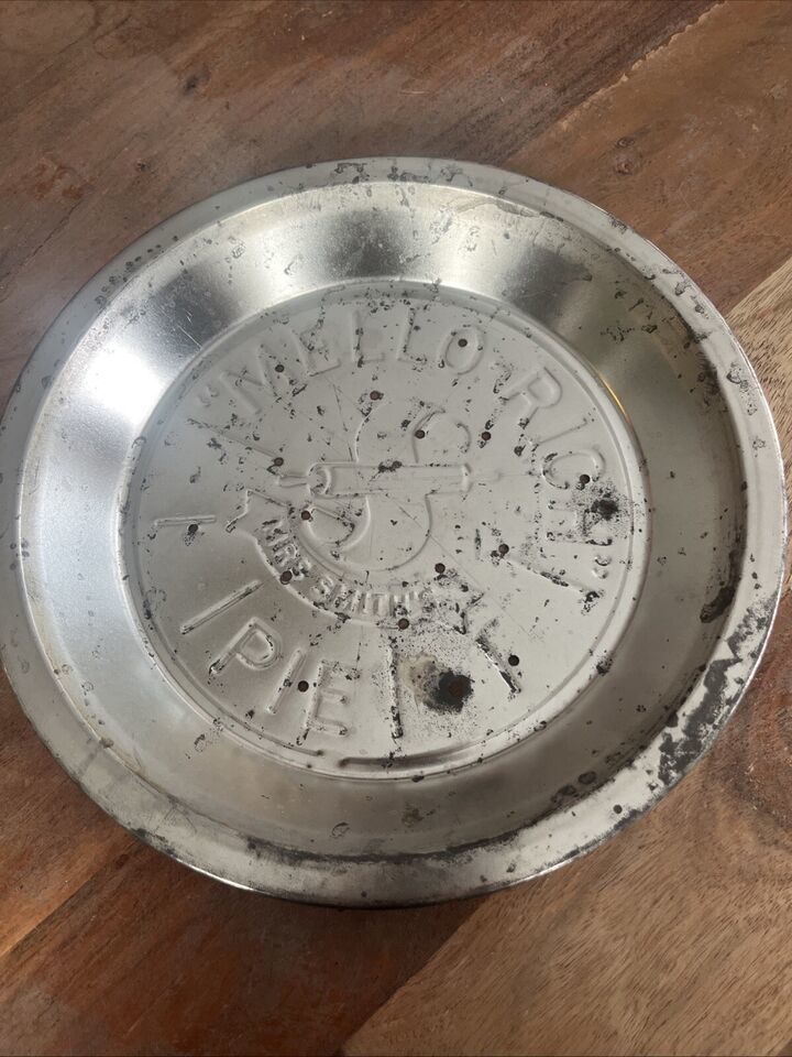 Vintage Mrs Smith&#39;s Pie Plate Pan Tin Mello Rich 9.5in - $9.50