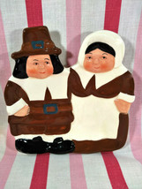 Adorable Pilgrim Pair Thanksgiving Ceramic Spoon Rest By Publix 2002 - £9.58 GBP