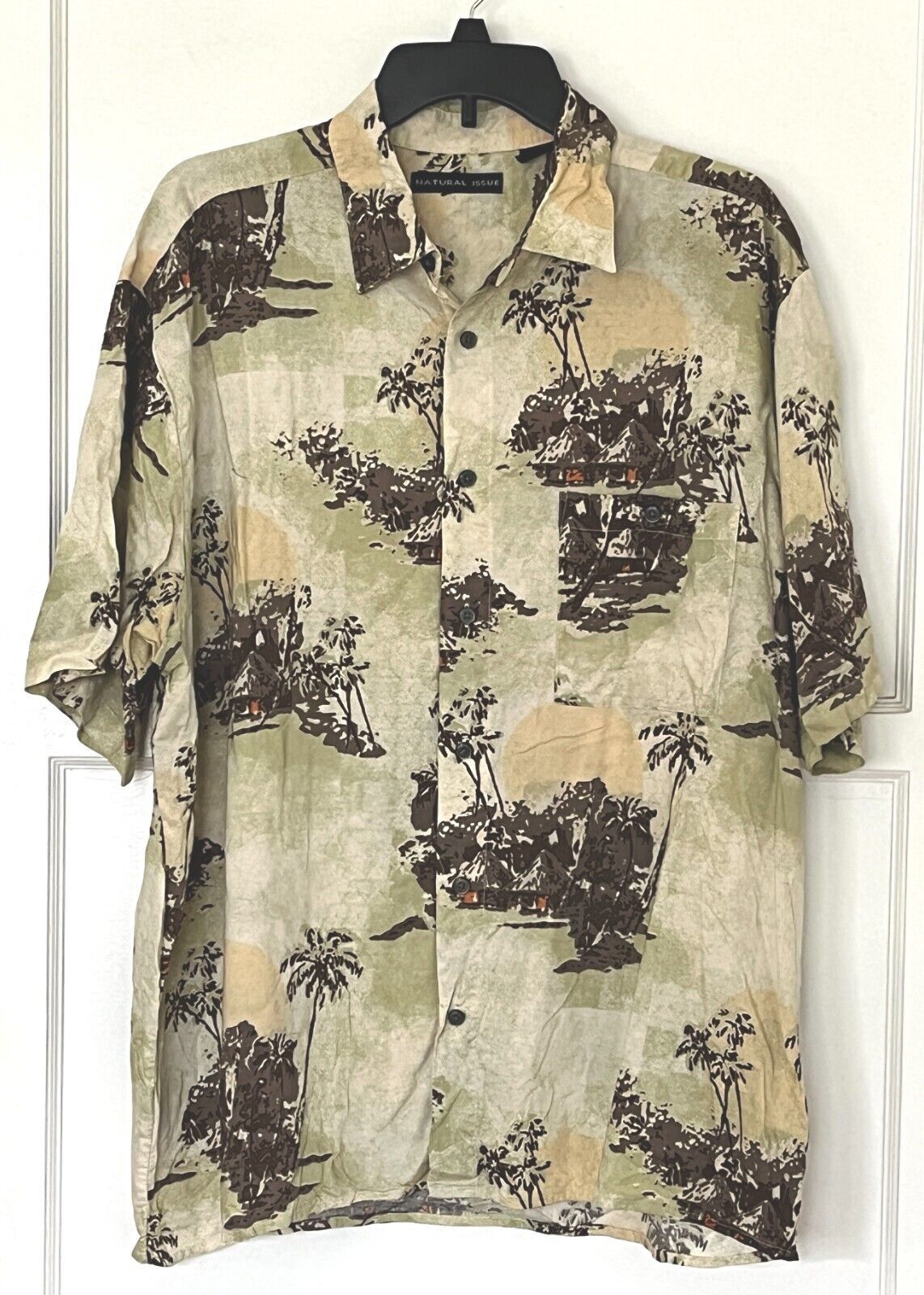 Hawaiian Style Shirt -  Natural Issue - Island Village Scene Print - Sz XL - $24.72